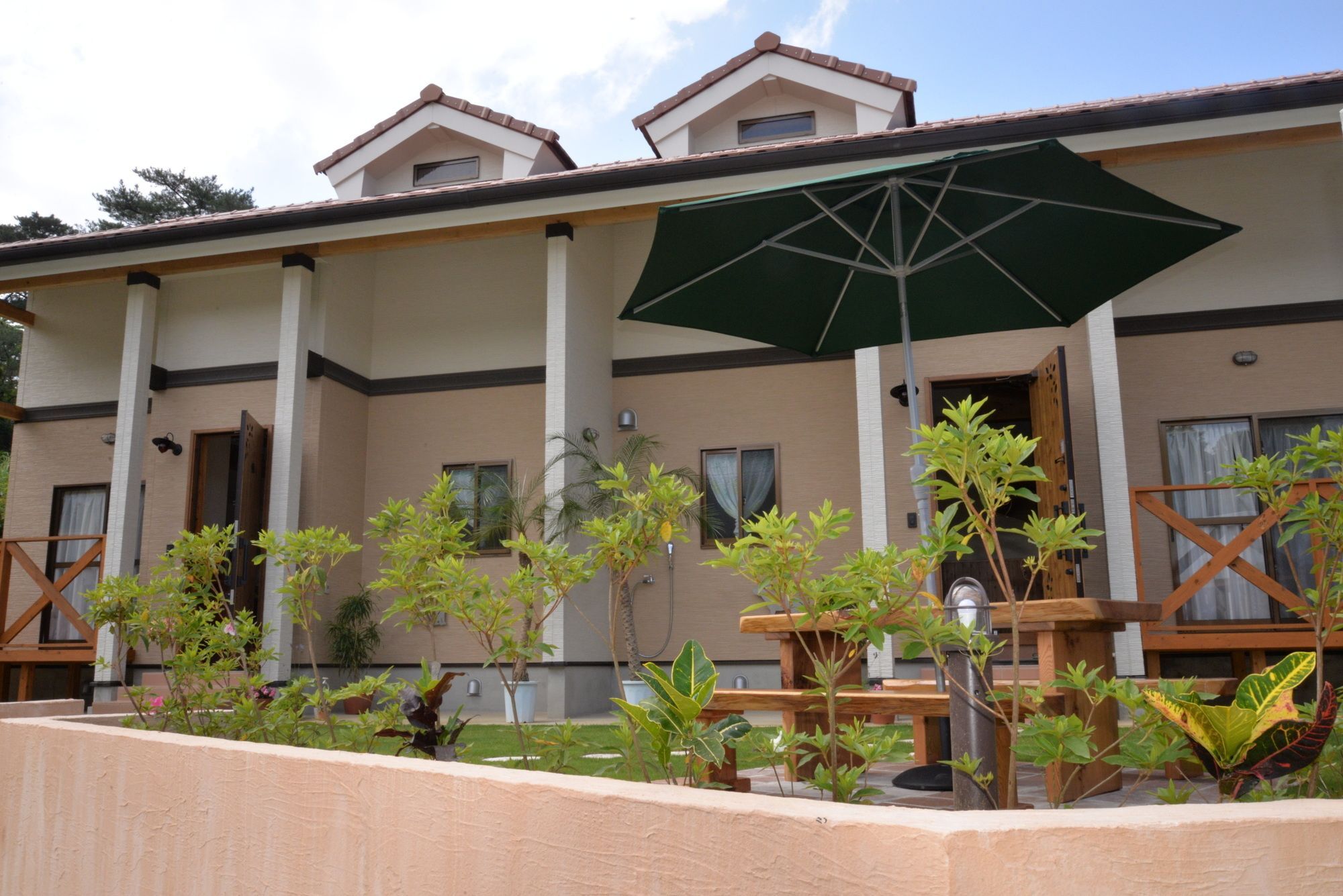 Nakijin Lodge Pensajoya エクステリア 写真